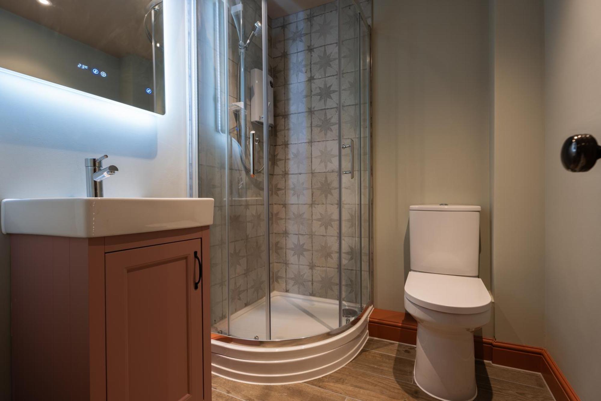 Apartment Gray - 2 Bedroom Luxury By Mint Bristol